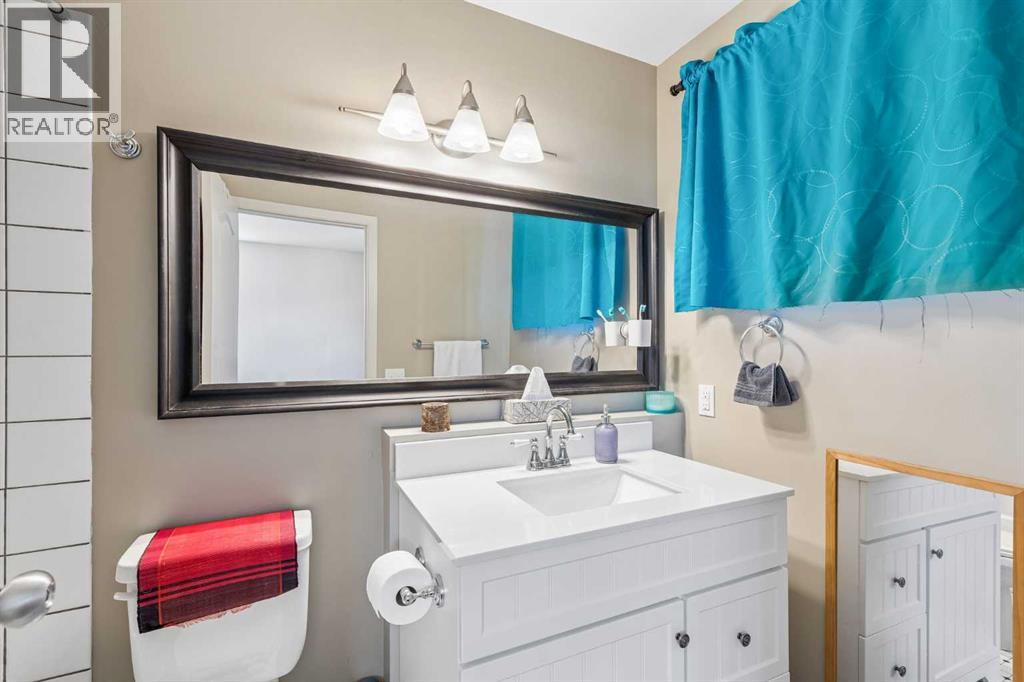4936 Worcester Drive SW, Calgary, Alberta  T3C 3L6 - Photo 18 - A2322213