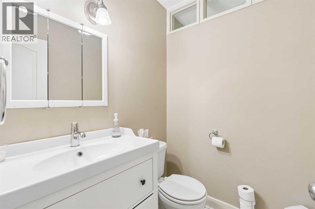 4936 Worcester Drive SW, Calgary, Alberta  T3C 3L6 - Photo 17 - A2322213