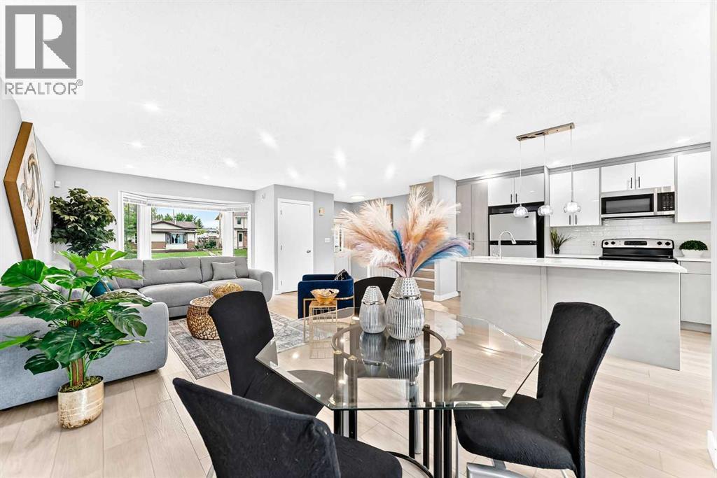 6832 37 Avenue NE, calgary, Alberta