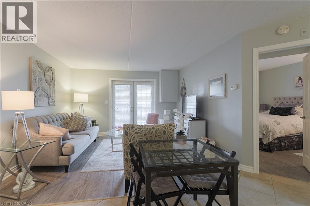 2040 Cleaver Avenue Unit# 218, Burlington, Ontario  L7M 4C4 - Photo 24 - 40824256