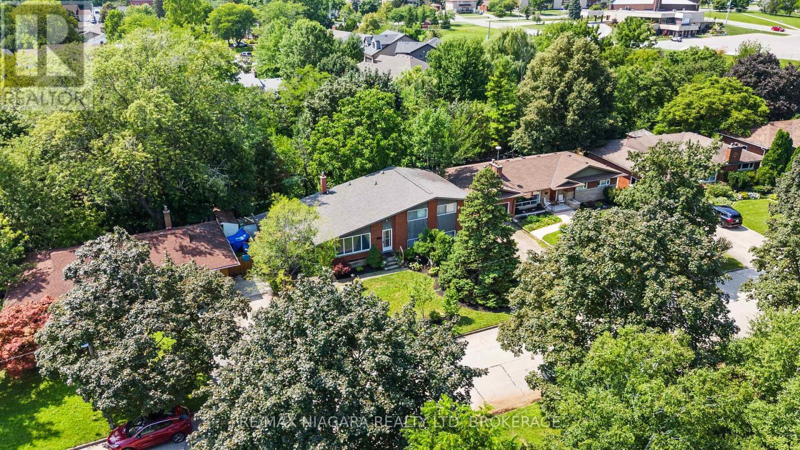 8 Cullen Drive, St. Catharines, Ontario  L2T 3H1 - Photo 33 - X13676938