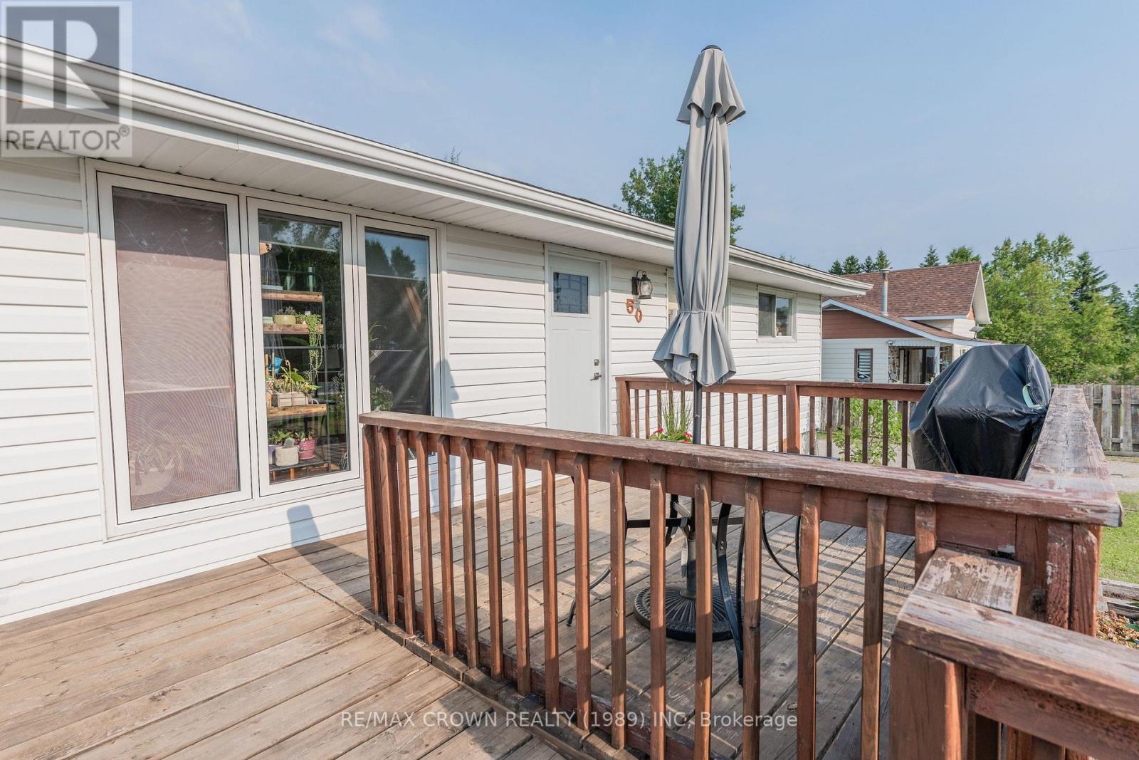 50 Dupont Street, Smooth Rock Falls, Ontario  P0L 2B0 - Photo 49 - T13679092
