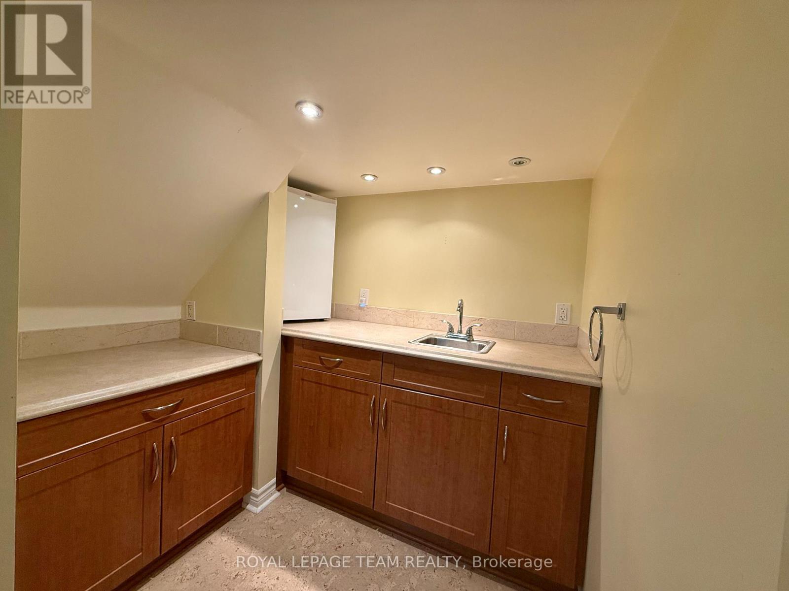 31 Rastila Crescent, Ottawa, Ontario K1T 2C5 - Photo 18 - X13679084