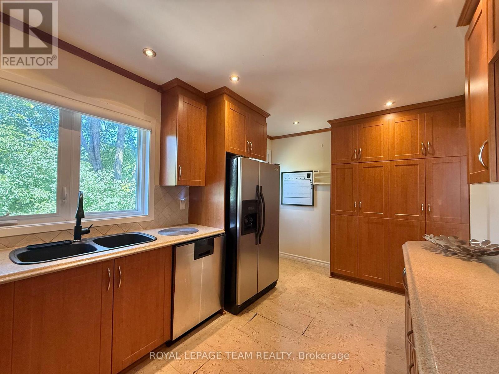31 Rastila Crescent, Ottawa, Ontario K1T 2C5 - Photo 8 - X13679084