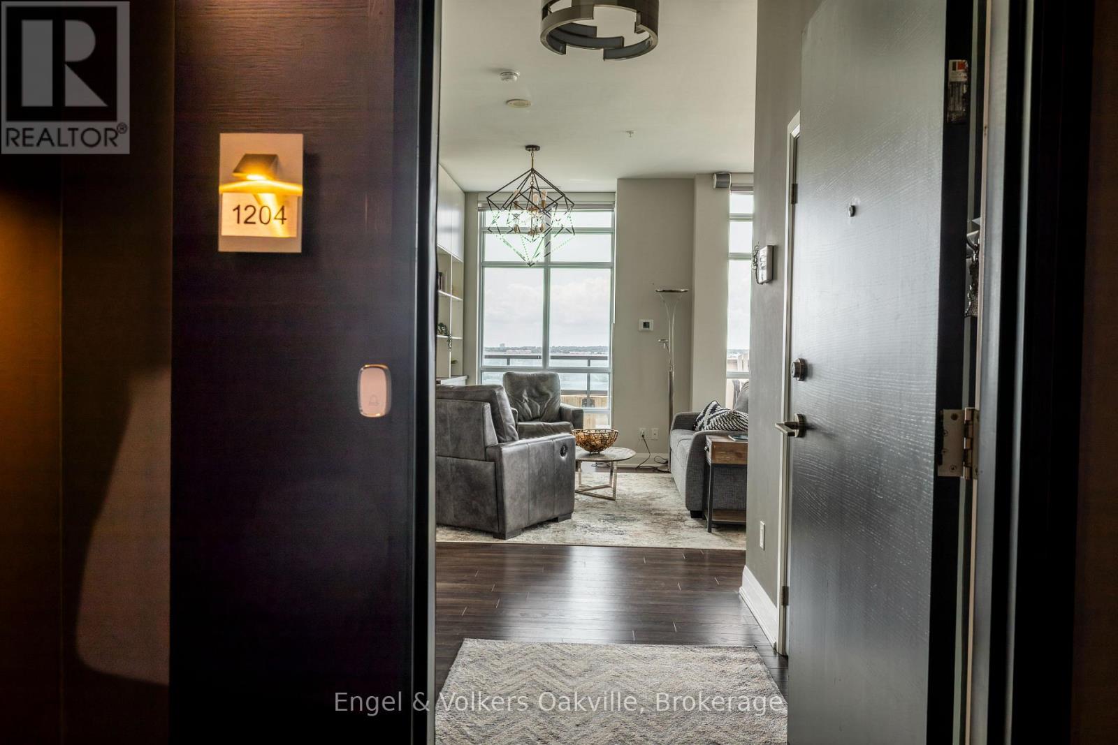 1204 - 55 Yorkland Boulevard, Brampton, Ontario  L6P 4K9 - Photo 6 - W13679094