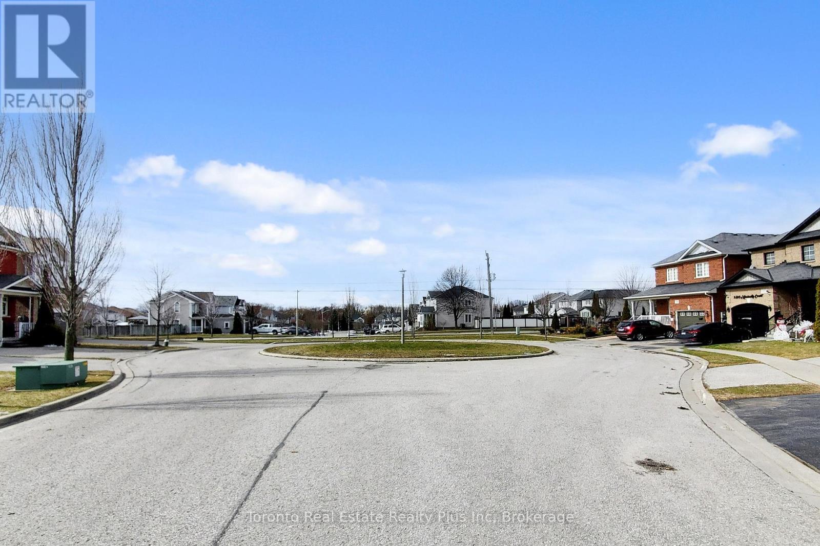 1303 Macinally Court, Oshawa, Ontario  L1K 0B6 - Photo 26 - E13679104
