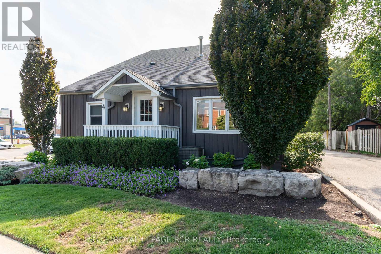 4 Clara Street, Orangeville, Ontario  L9W 2H6 - Photo 3 - W13679074