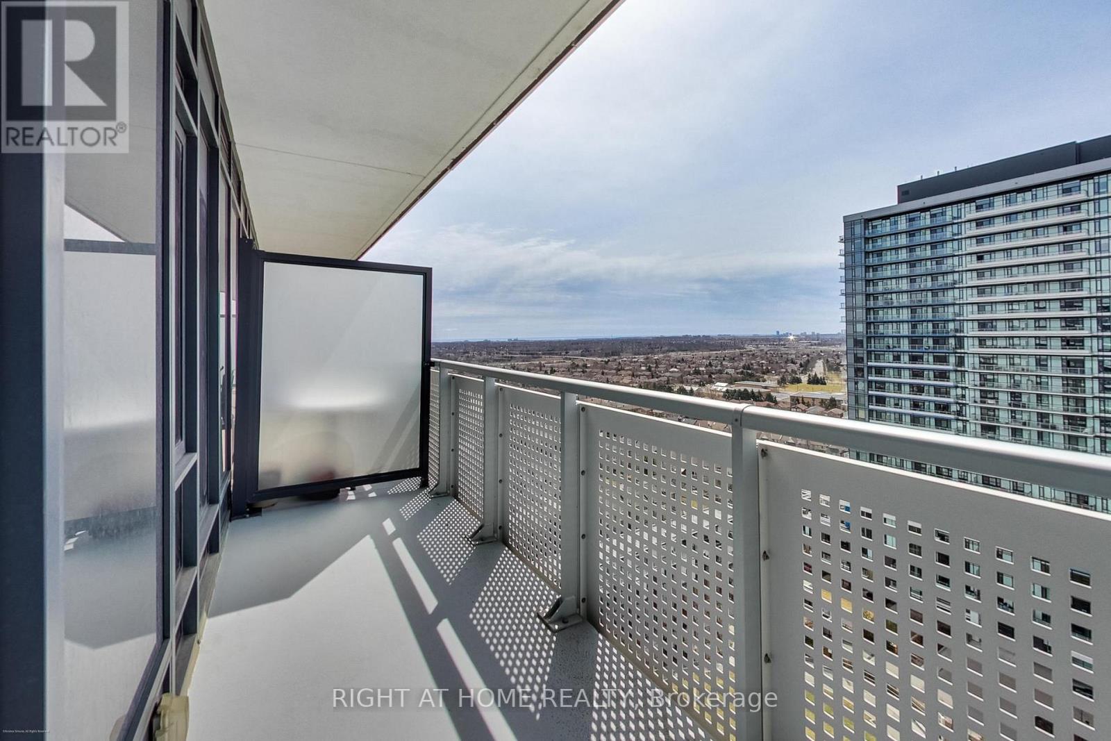 1602 - 2520 Eglinton Avenue W, Mississauga, Ontario  L5M 0Y4 - Photo 19 - W13679078