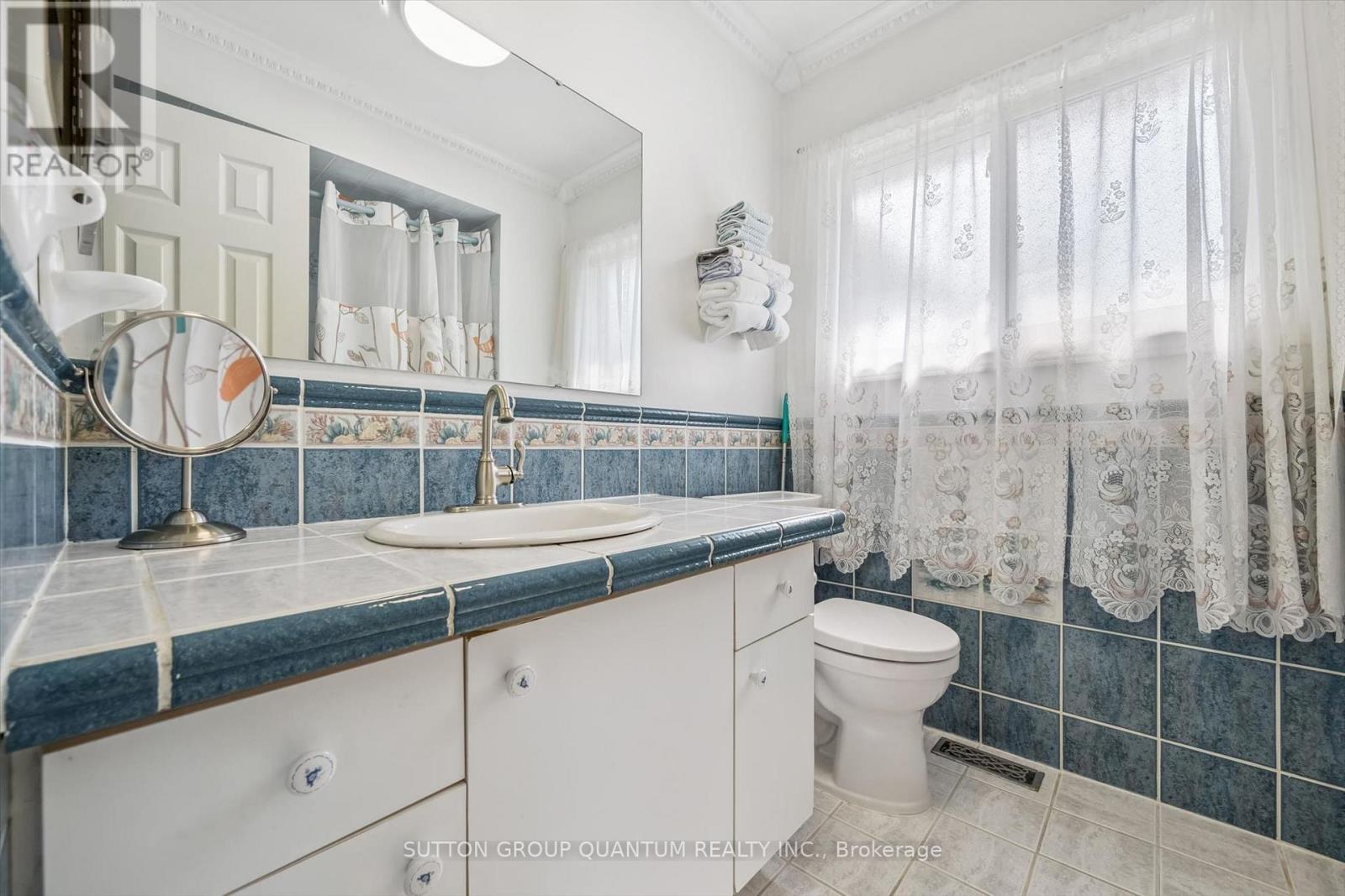 2944 Kingsway Drive, Oakville, Ontario  L6J 6R2 - Photo 15 - W13679106