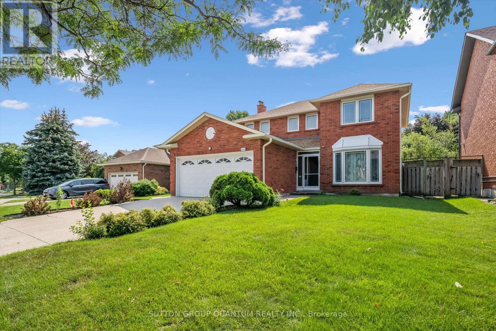 2944 Kingsway Drive, Oakville, Ontario  L6J 6R2 - Photo 2 - W13679106