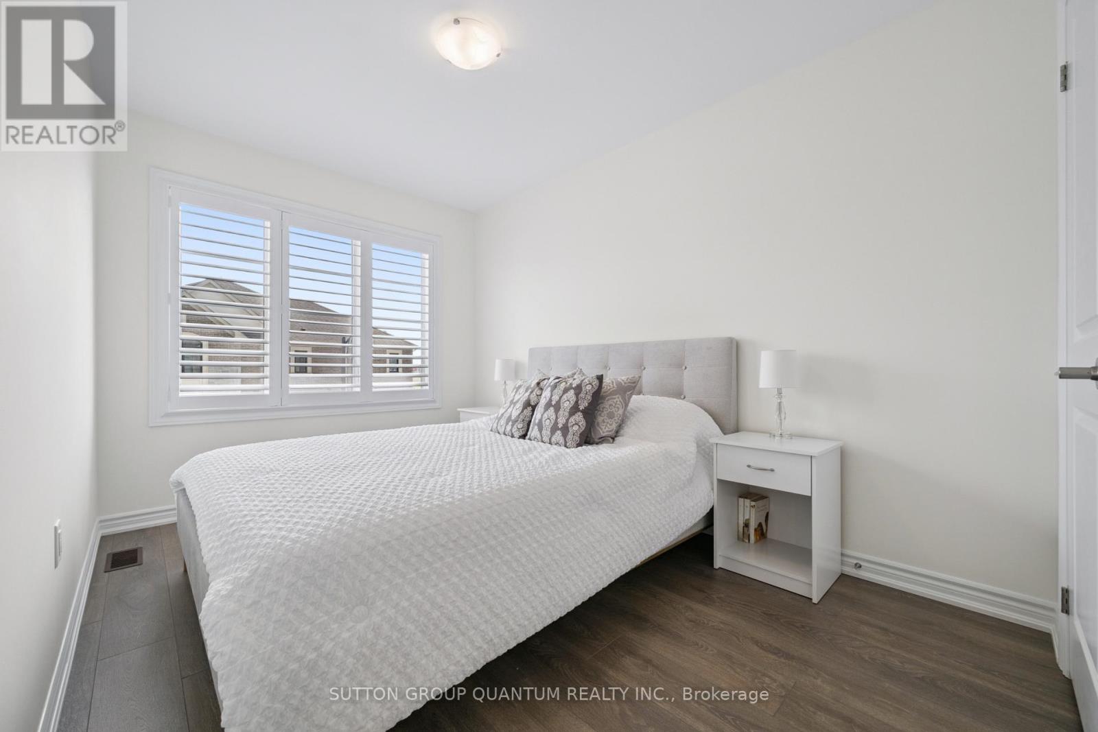 3040 Robert Lamb Boulevard, Oakville, Ontario  L6H 7H5 - Photo 16 - W13679110