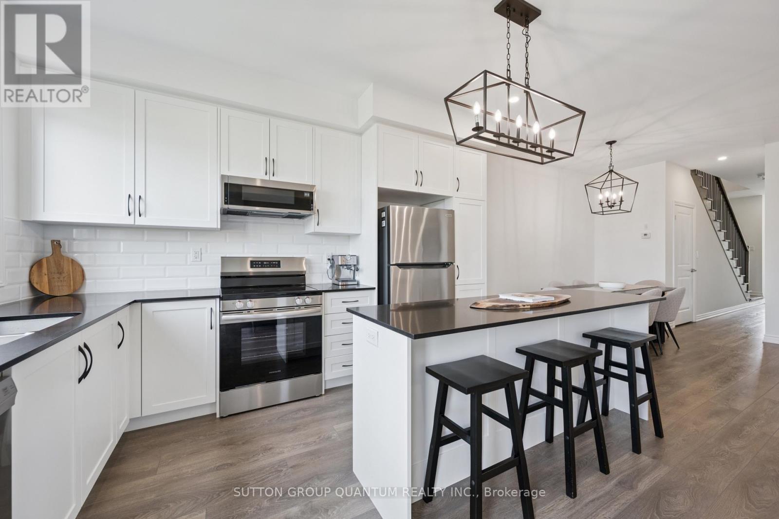 3040 Robert Lamb Boulevard, Oakville, Ontario  L6H 7H5 - Photo 5 - W13679110