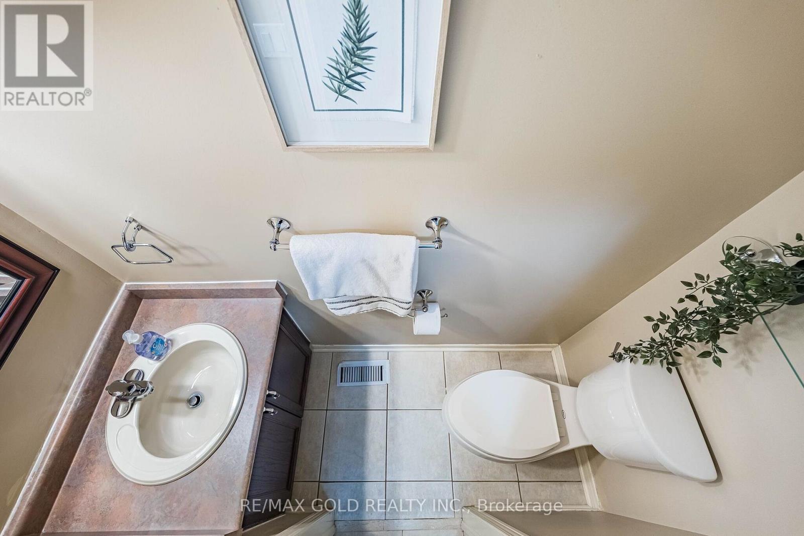 48 Redfinch Way, Brampton, Ontario  L7A 2B2 - Photo 16 - W13679112