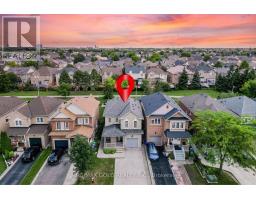48 REDFINCH WAY, Brampton, Ontario