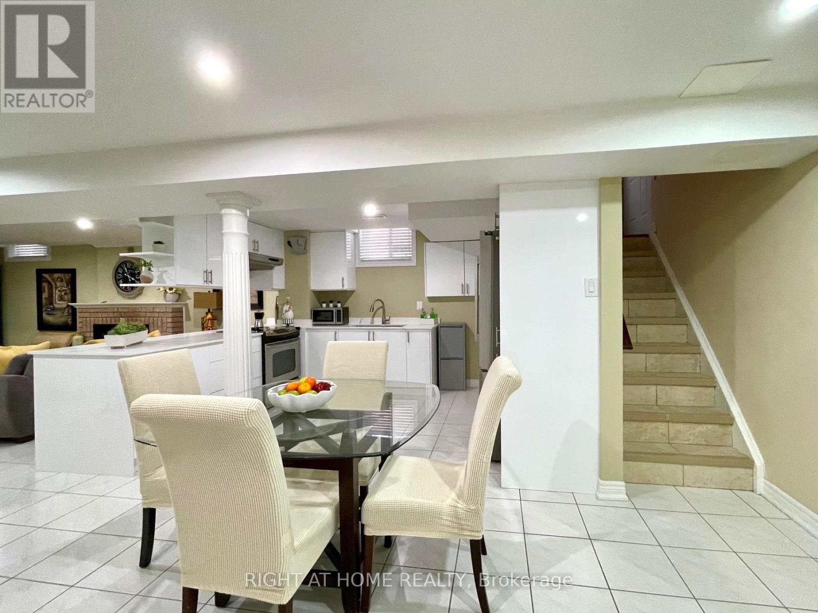70 Bellona Street, Vaughan, Ontario  L4L 6R4 - Photo 10 - N13678676