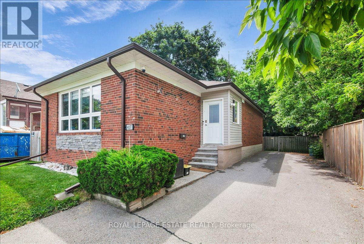 4037 BLOOR STREET W, Toronto, Ontario