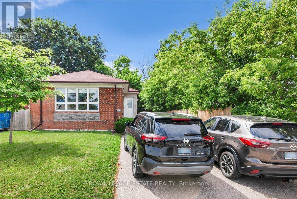 4037 Bloor Street W, Toronto, Ontario  M9B 1M4 - Photo 3 - W13582812