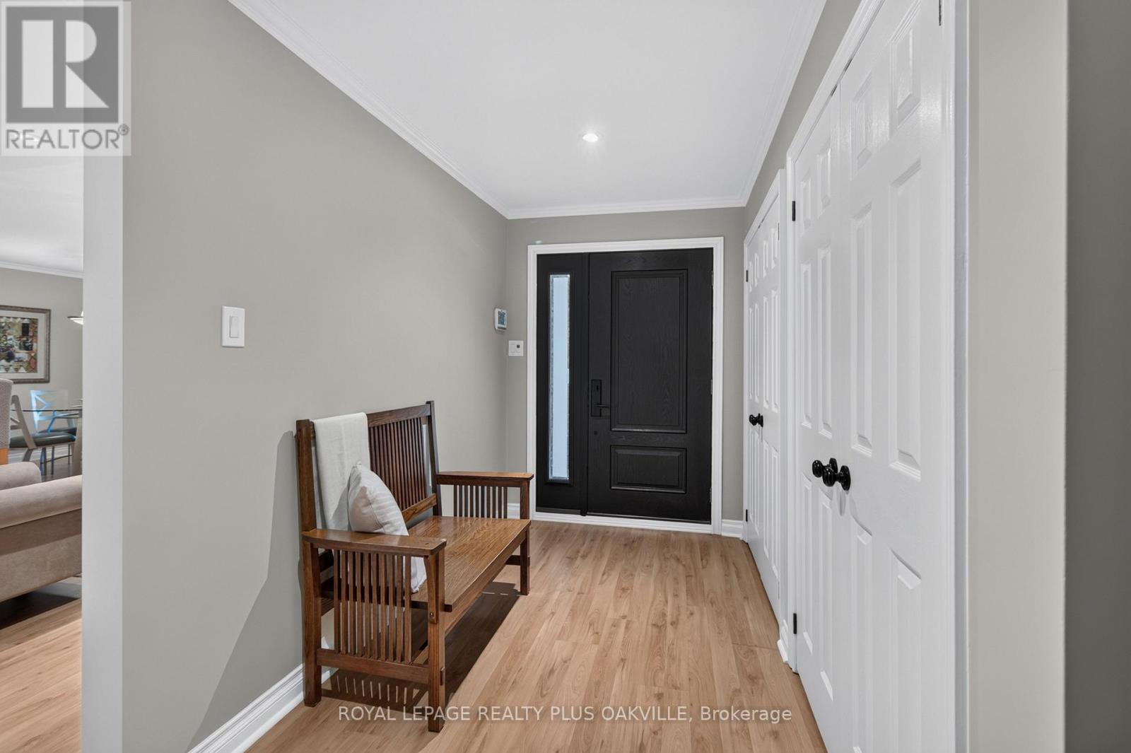 4527 Concord Place, Burlington, Ontario  L7L 1J5 - Photo 4 - W13648390