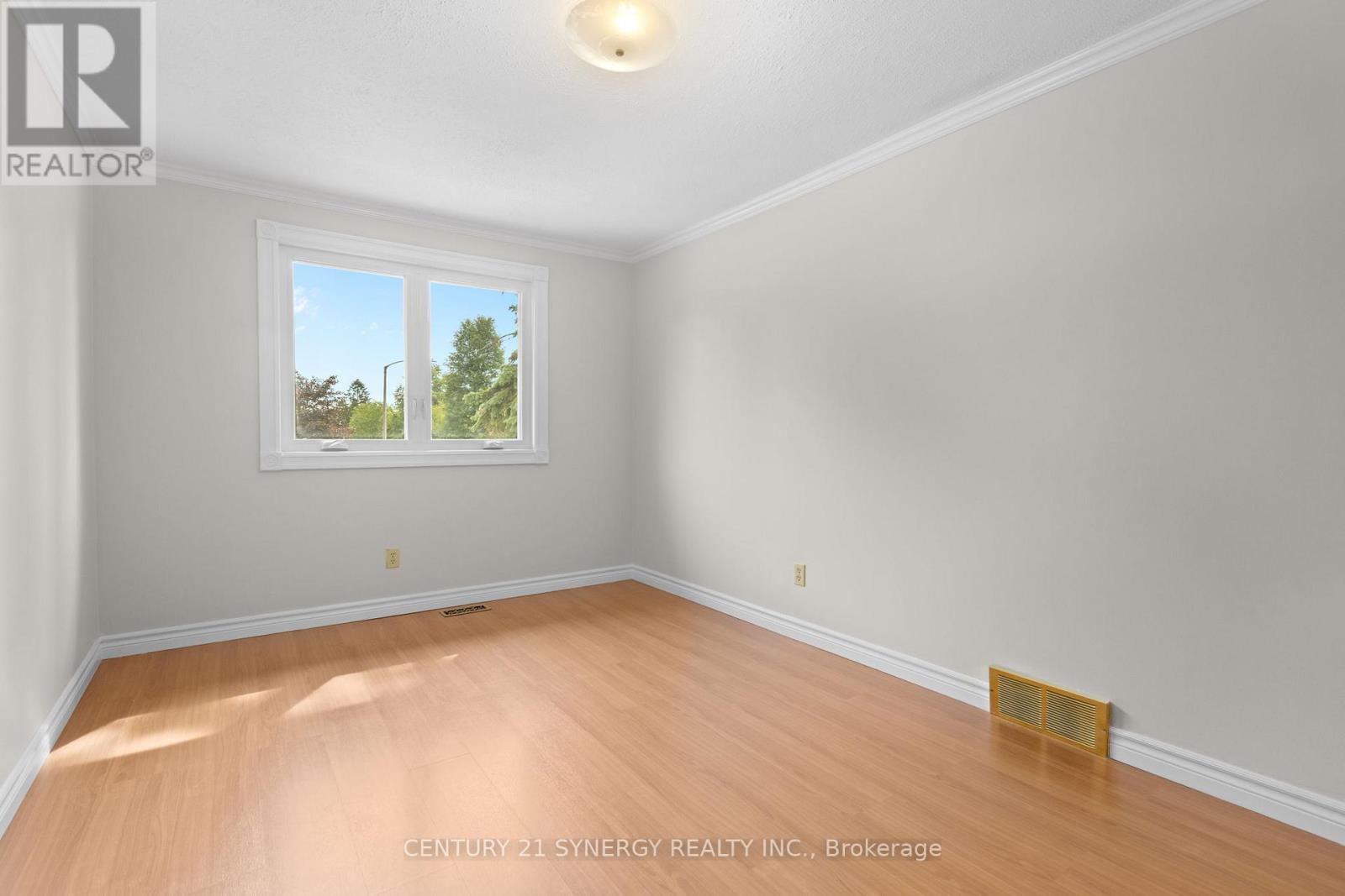 1626 Prestwick Drive, Ottawa, Ontario  K1E 2Y1 - Photo 22 - X13482400