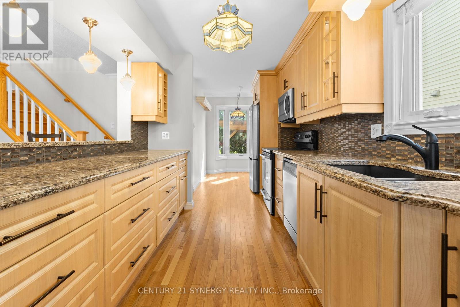 1626 Prestwick Drive, Ottawa, Ontario  K1E 2Y1 - Photo 9 - X13482400