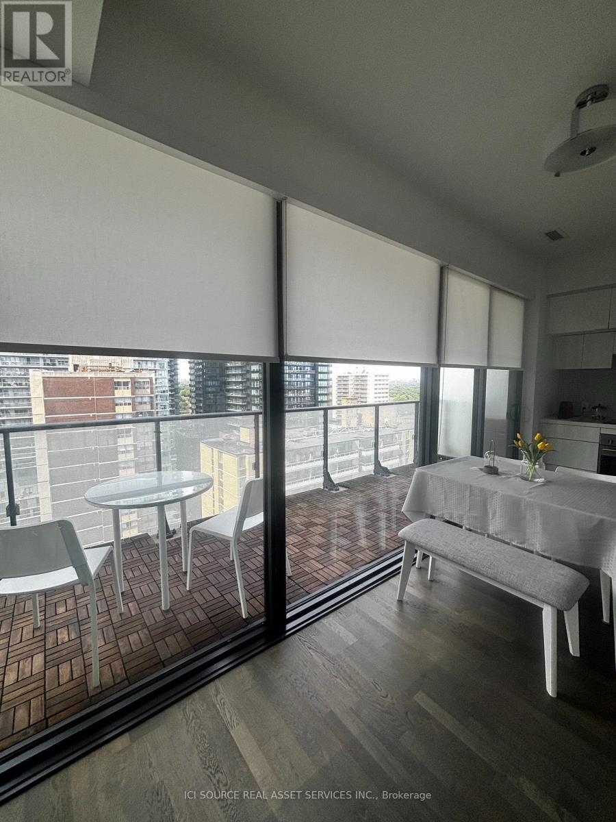 1304 - 185 Roehampton Avenue, Toronto, Ontario  M4P 1R4 - Photo 11 - C13679128