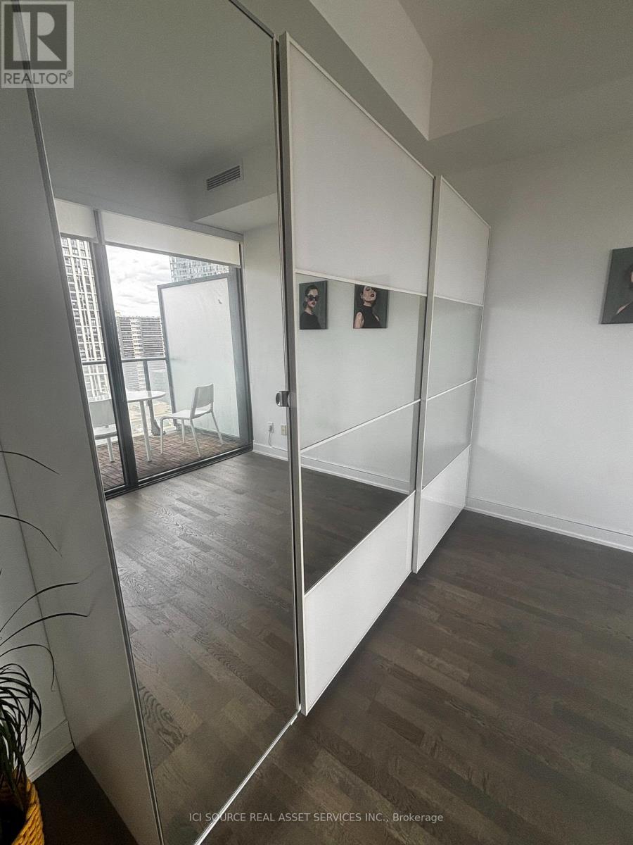 1304 - 185 Roehampton Avenue, Toronto, Ontario  M4P 1R4 - Photo 4 - C13679128