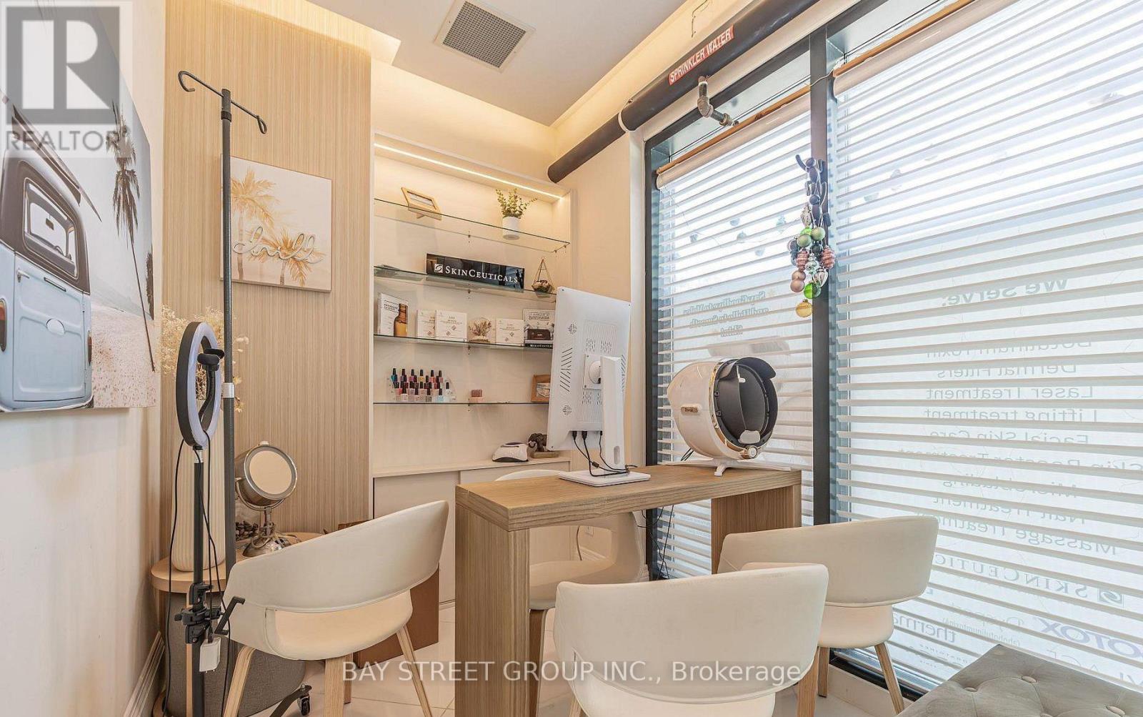 515 Wilson Avenue, Toronto, Ontario  M3H 1V1 - Photo 15 - C13679132