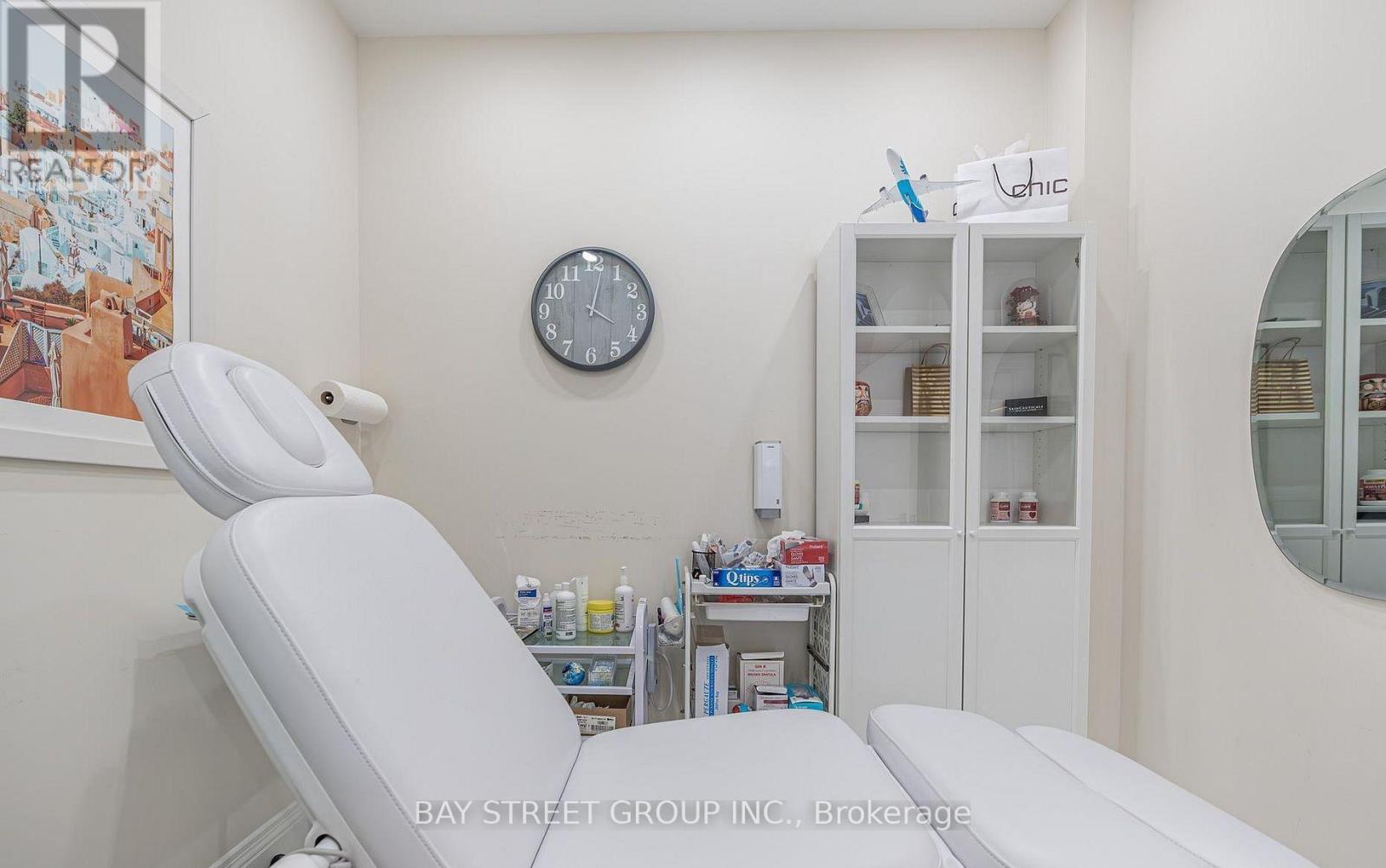 515 Wilson Avenue, Toronto, Ontario  M3H 1V1 - Photo 18 - C13679132