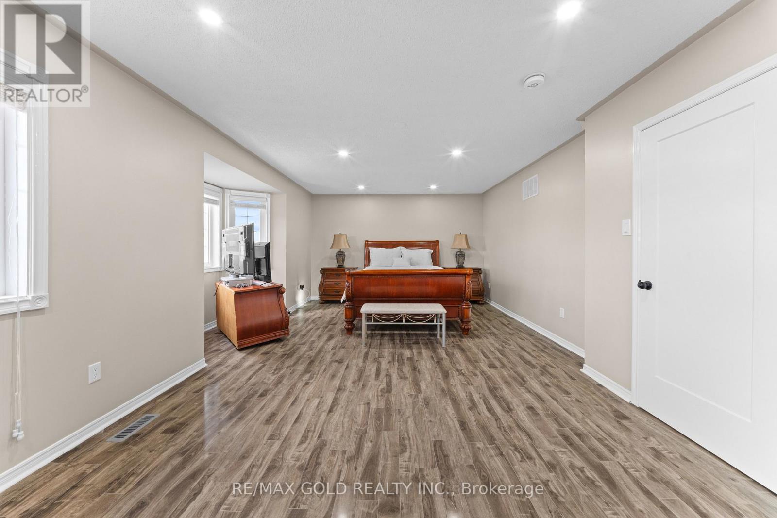 119 Mountainash Road, Brampton, Ontario L6R 1H8 - Photo 40 - W13678988