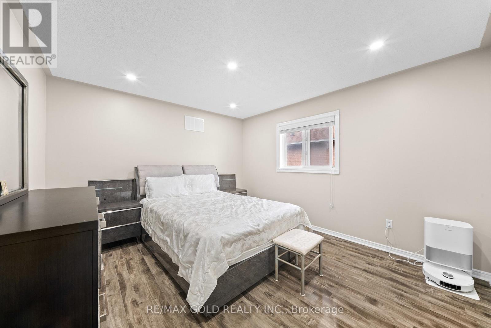 119 Mountainash Road, Brampton, Ontario L6R 1H8 - Photo 48 - W13678988