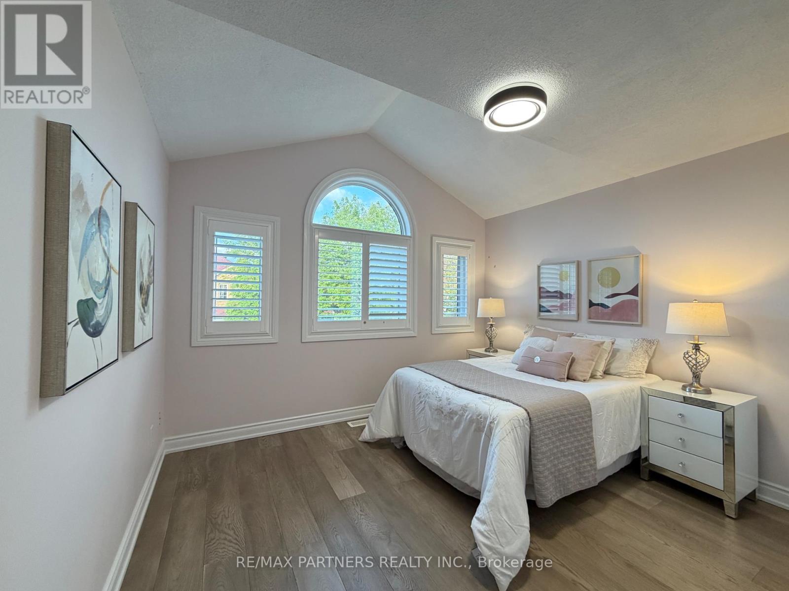 21 Russell Hill Road, Markham, Ontario  L6C 2L8 - Photo 12 - N13678448