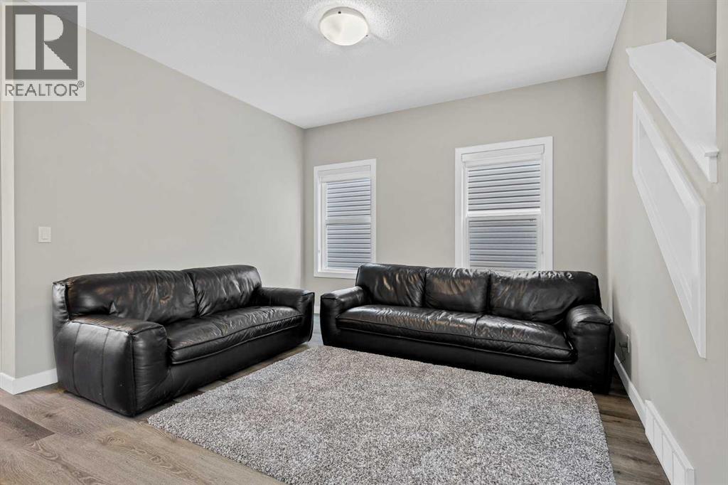 333 Ravenstern Link SE, Airdrie, Alberta  T4A 0W5 - Photo 4 - A2337235