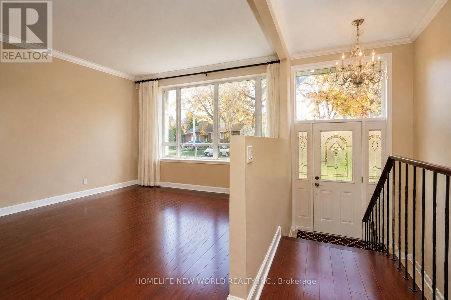 54 Southwell Drive, Toronto, Ontario  M3B 2N9 - Photo 3 - C13679156