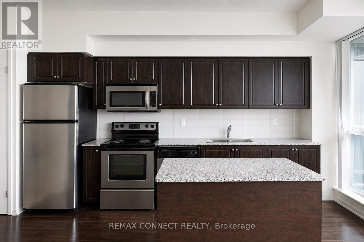 3103 - 215 Fort York Boulevard, Toronto, Ontario  M5V 4A2 - Photo 9 - C13679160