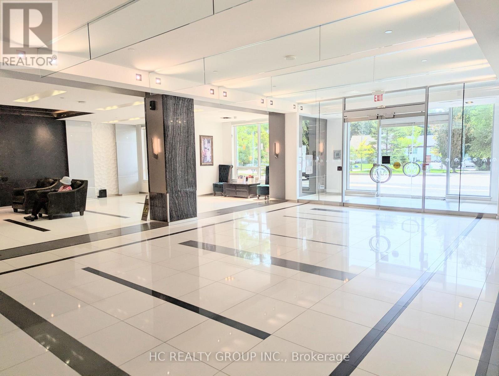 7165 YONGE STREET, Markham, Ontario