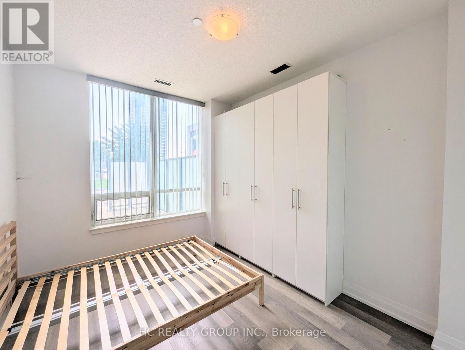7165 Yonge Street, Markham, Ontario  L3T 0C9 - Photo 4 - N13679146