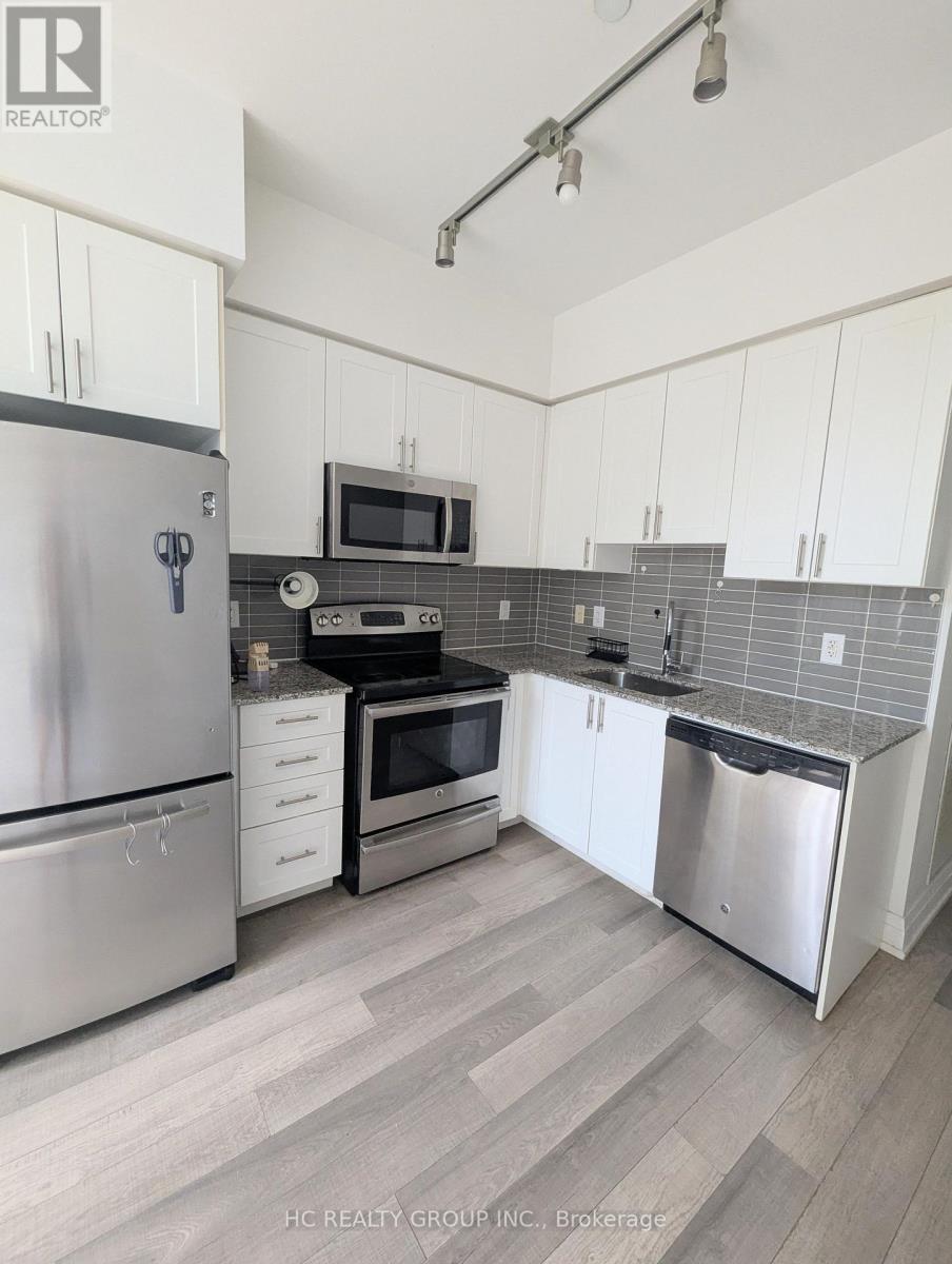 7165 Yonge Street, Markham, Ontario  L3T 0C9 - Photo 7 - N13679146