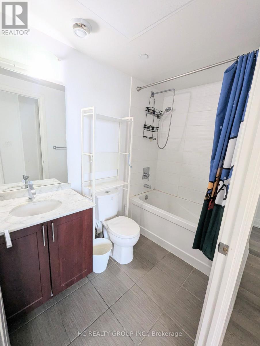 7165 Yonge Street, Markham, Ontario  L3T 0C9 - Photo 8 - N13679146