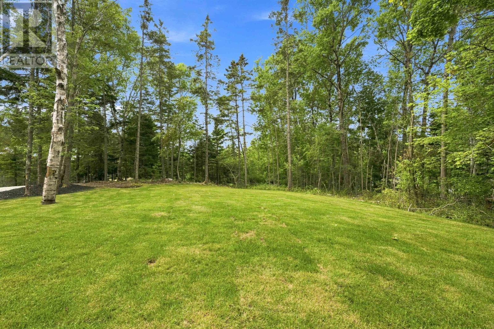 18 Wilson Drive, Chester, Nova Scotia  B0J 1N0 - Photo 35 - 202620512