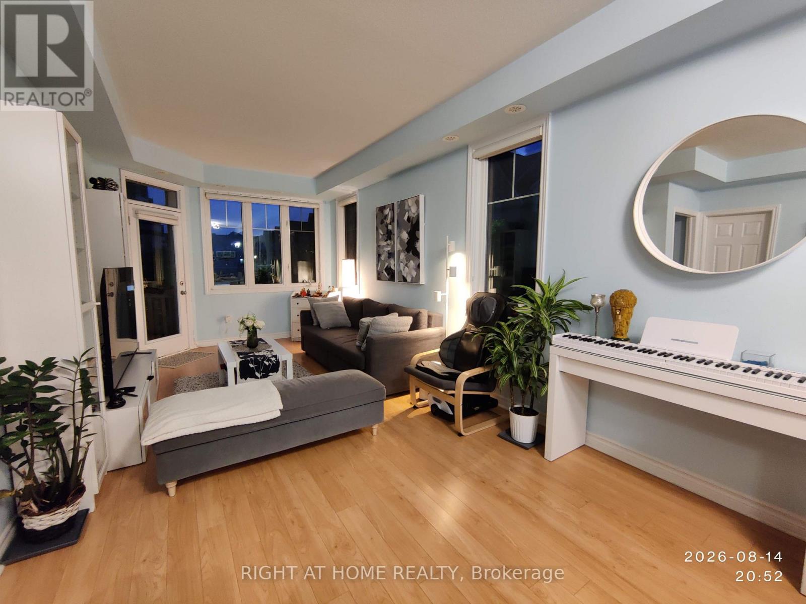 19-02 - 2420 Baronwood Drive, Oakville, Ontario  L6M 0X6 - Photo 6 - W13679168