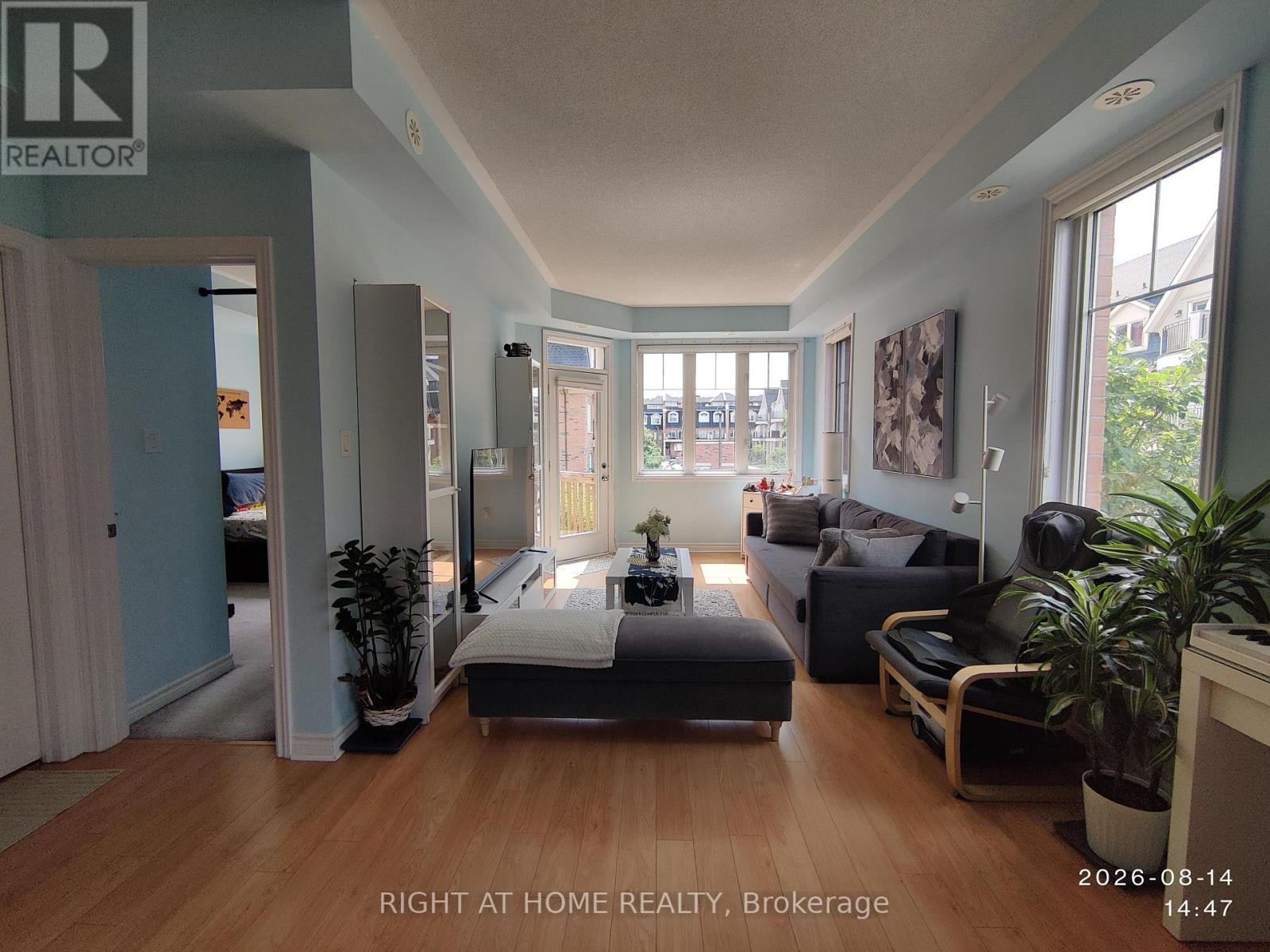 19-02 - 2420 Baronwood Drive, Oakville, Ontario  L6M 0X6 - Photo 7 - W13679168