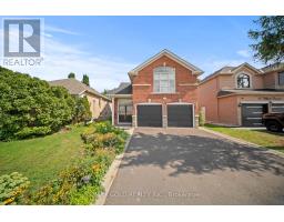 26 HIGHWOOD ROAD, Brampton, Ontario