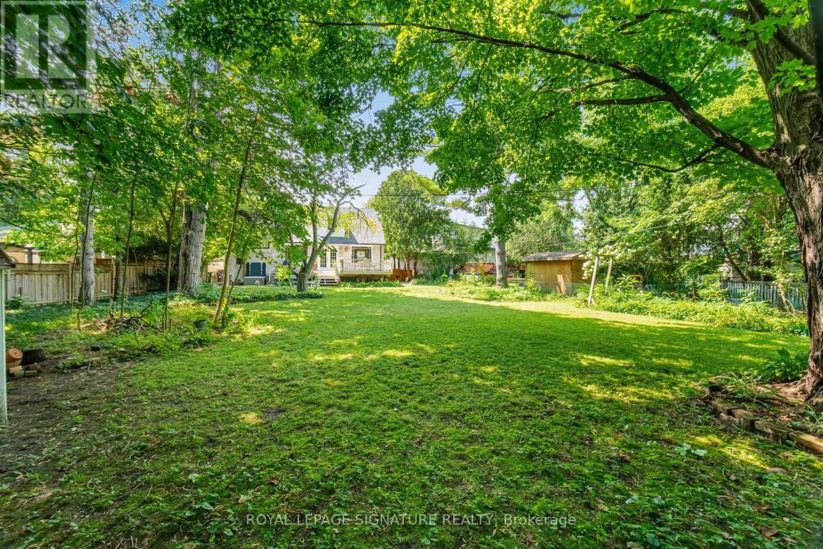 10 Elmview Court, Toronto, Ontario  M9A 2T8 - Photo 39 - W13679174