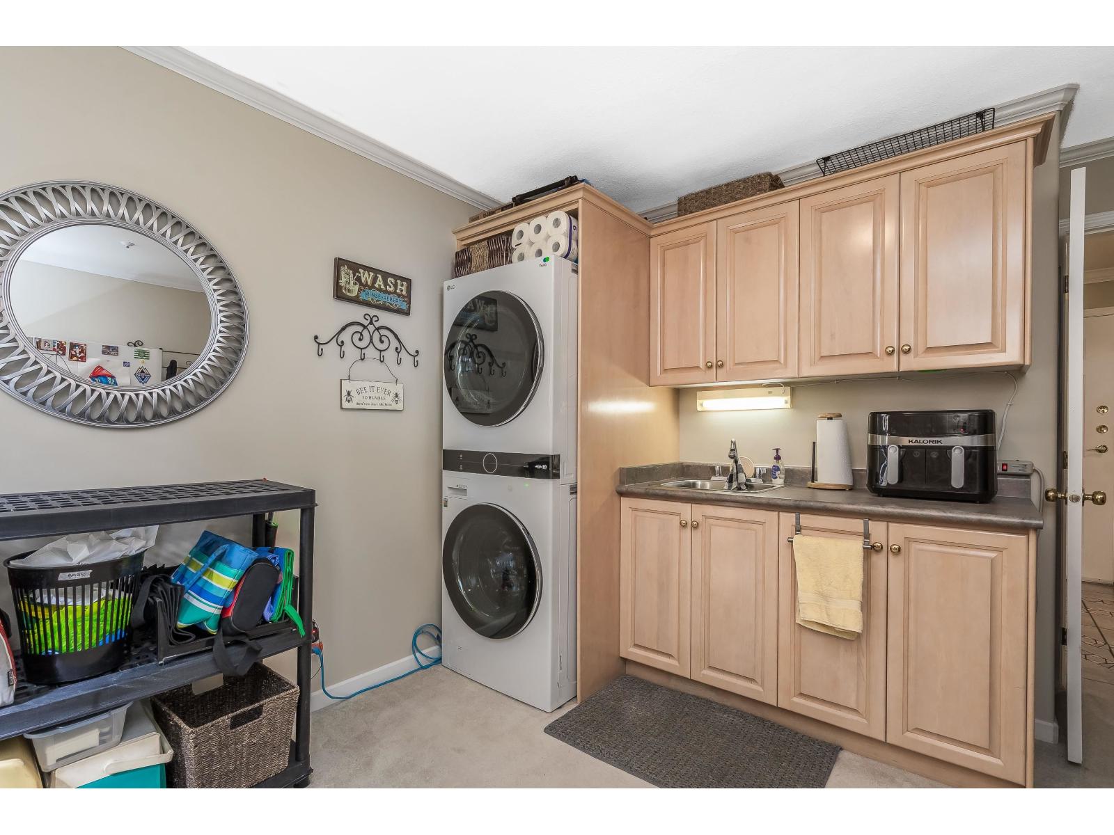 201 14934 Thrift Avenue, White Rock, British Columbia  V4B 2J9 - Photo 20 - R3155944