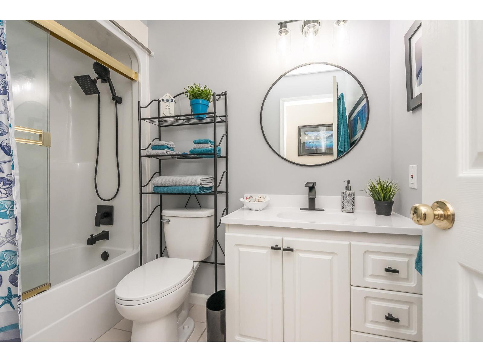 201 14934 Thrift Avenue, White Rock, British Columbia  V4B 2J9 - Photo 16 - R3155944