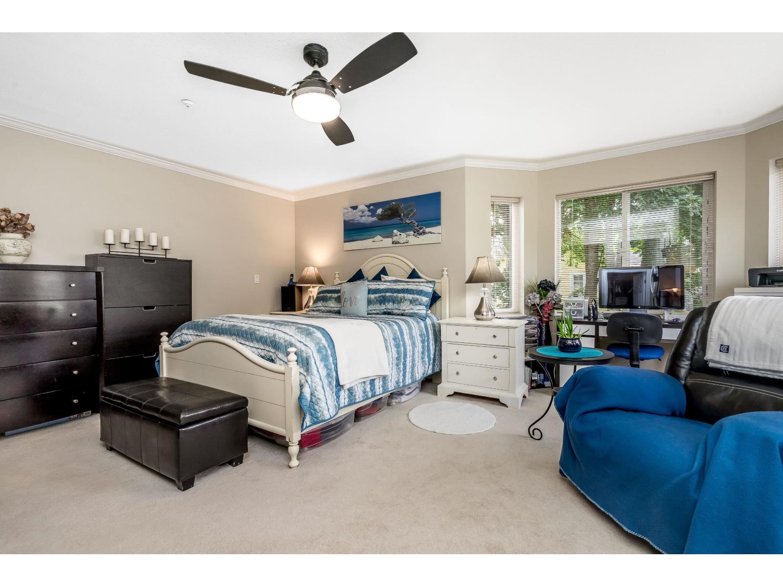 201 14934 Thrift Avenue, White Rock, British Columbia  V4B 2J9 - Photo 12 - R3155944