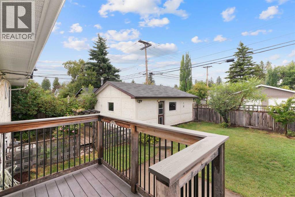 195 Lake Wapta Rise Se, Calgary, Alberta  T2J 2N4 - Photo 38 - A2336093