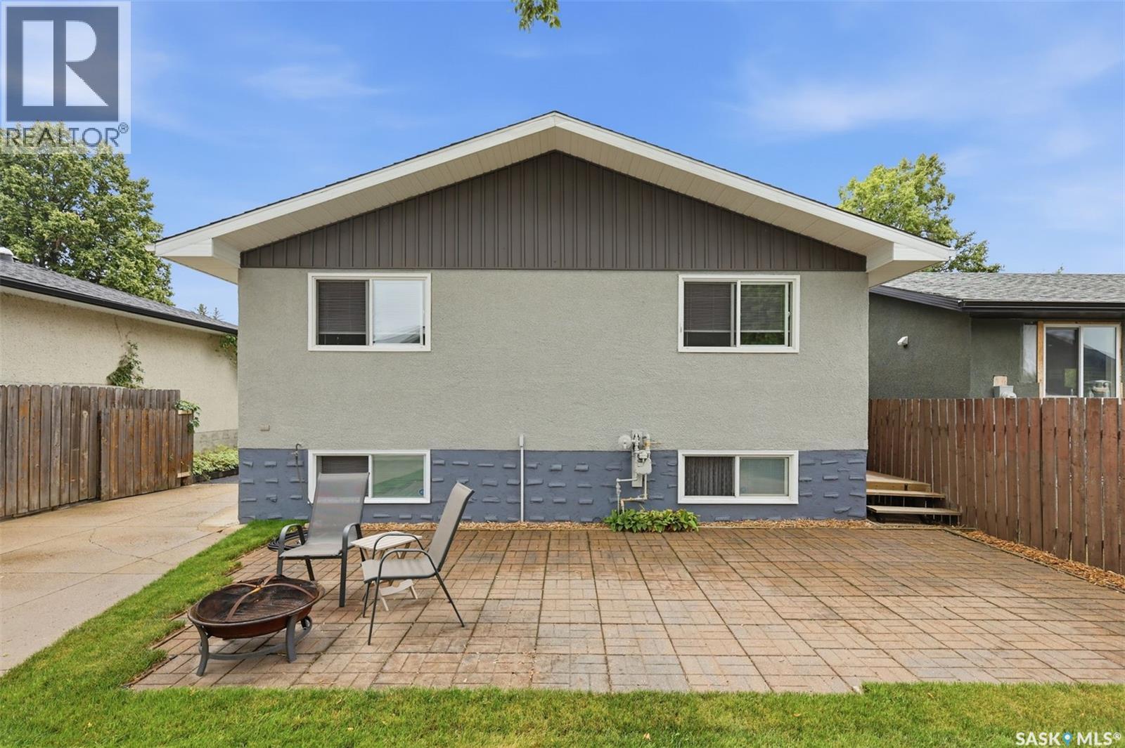 210 Lloyd Crescent, Saskatoon, Saskatchewan  S7L 4Z1 - Photo 5 - SK045620