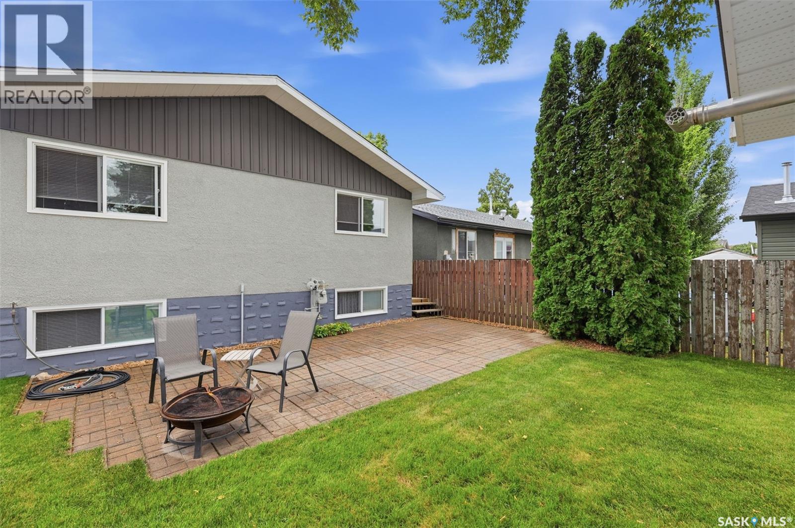 210 Lloyd Crescent, Saskatoon, Saskatchewan  S7L 4Z1 - Photo 6 - SK045620