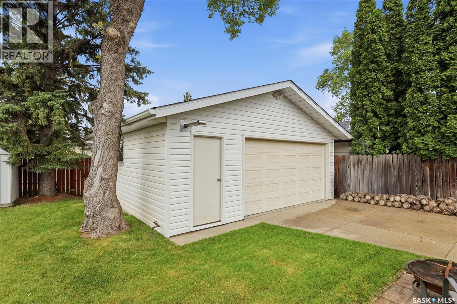 210 Lloyd Crescent, Saskatoon, Saskatchewan  S7L 4Z1 - Photo 9 - SK045620
